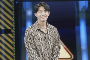 Quang Đăng bị đồng nghiệp chê nhạt và đơ ?