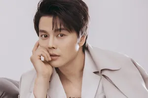 'Mai vàng' Võ Minh Lâm bất ngờ hóa Romeo tại Sao nối ngôi