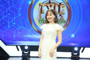 Lan Phương 'đốn tim' khán giả với phong cách thời trang ở tuổi 38