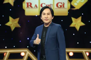 NSƯT Kim Tử Long so bì nhan sắc với vũ công Lâm Vinh Hải 