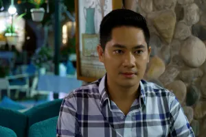 Khiêm bỏ mặc Thanh Vân đang bệnh nặng, đi lấy lòng đối tác 