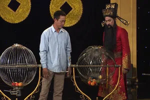 Ước mơ truyền nghề đóng giày của người cha khiếm khuyết