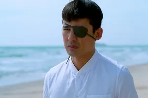 Đăng Duy quỳ gối cầu xin Khiêm tha cho người yêu và em gái