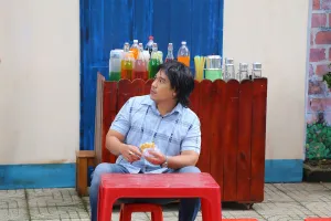 Bùi Công Danh hạnh phúc khi làm 'con trai' nghệ sĩ Trung Dân