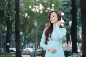 Vy Oanh ra mắt MV mới chỉ quay trong vòng 8 tiếng nhân dịp Giáng sinh