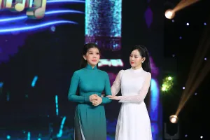 Trương Bảo Như đứng không vững, bày tỏ niềm hối tiếc với người mẹ quá cố 