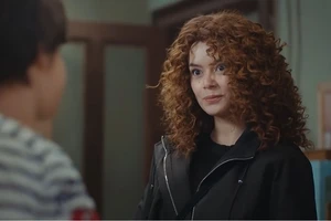 Sirin gây phẫn nộ khi cố gắng giết cháu trai Doruk trong phim Trái tim phụ nữ