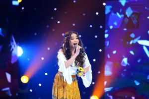 Bích Ly hát 'Đường xưa' lấy hết nước mắt của giám khảo Người kể chuyện tình 