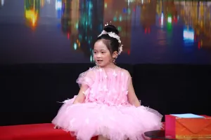 Con gái 8 tuổi 'tố' mẹ nóng tính, thiếu kiên nhẫn tại Điều con muốn nói 