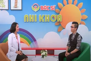 Mẹ chăm sóc không tốt cho con trai bệnh viêm phổi bị bà ngoại trách