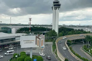 Chuyên gia góp ý về đô thị sân bay và sân golf Tân Sơn Nhất