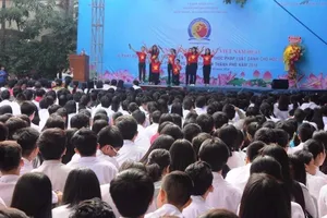 Học sinh hào hứng với cuộc thi Luật gia tương lai