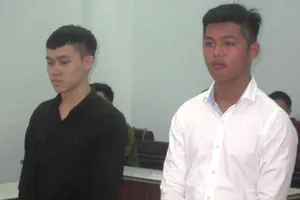 Đến quán cà phê trả thù người dọa cắt gân chân 