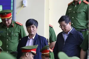 Bắt đầu xét xử cựu tướng Phan Văn Vĩnh, an ninh được thắt chặt