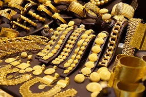 Trộm vàng thật rồi dùng vàng giả tráo để lại y như cũ