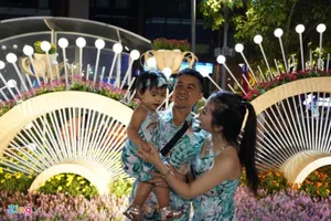 Không khí đón giao thừa tết Canh Tý trên khắp cả nước