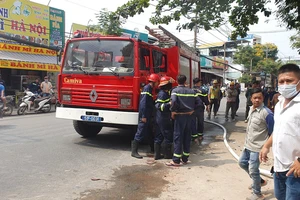 Cháy tại một công trình đang xây dựng ở Bình Thạnh