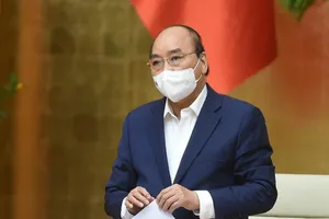 Thủ tướng Nguyễn Xuân Phúc phát biểu tại cuộc họp. Ảnh: VGP