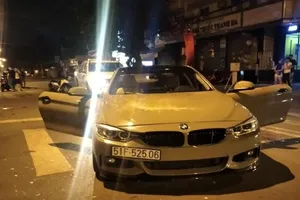 Hai nhóm đánh nhau giữa khuya, 2 người bị thương nặng