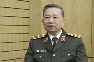 Bộ trưởng Tô Lâm bàn về công tác nghiên cứu lý luận Công an nhân dân