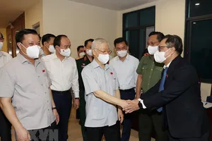 Gắn bó với Nhân dân là cội nguồn sức mạnh của Đảng