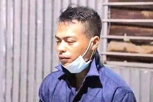 Nam thanh niên vào nhà nghỉ thuê phòng rồi trộm xe