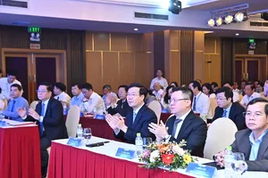 Tin, bài 'câu view' đang là thách thức với báo chí 