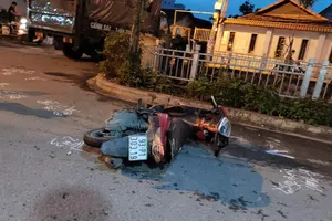 CSGT quận 12 truy tìm người gây tai nạn rồi bỏ lại xe ở hiện trường