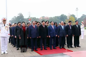 Lãnh đạo Đảng, Nhà nước vào Lăng viếng Bác dịp Tết Nguyên đán