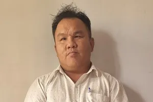 Bình Dương: 'Cò’ nhận làm thủ tục nhà đất lừa 10 tỉ đồng của dân