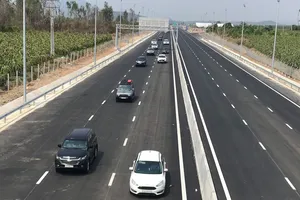 Bình Thuận: Cao tốc thông xe, du khách đông đúc, bán lẻ tăng nhanh