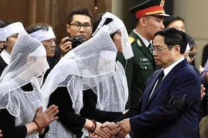 Lãnh đạo Đảng, Nhà nước viếng Phó Thủ tướng Lê Văn Thành