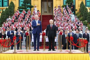 Tổng Bí thư Nguyễn Phú Trọng chủ trì lễ đón chính thức Tổng thống Mỹ Joe Biden 