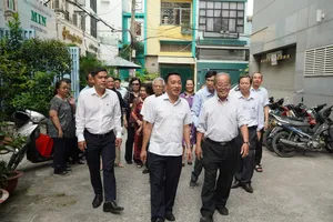 Để chính quyền TP.HCM gần dân hơn - Bài 2: Đến từng khu phố, giải quyết ngay kiến nghị của người dân