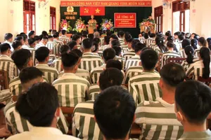 Chủ tịch nước ân giảm hình phạt tử hình xuống tù chung thân cho 5 bị án