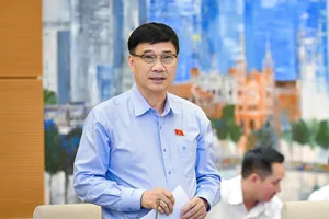 Đề xuất công chứng viên không được quá 70 tuổi