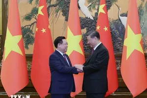 Chủ tịch Quốc hội Vương Đình Huệ hội kiến Tổng Bí thư, Chủ tịch nước Tập Cận Bình 