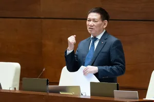 Yêu cầu từng bước tái cơ cấu thị trường xổ số, công khai các sản phẩm bảo hiểm