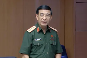 Bộ trưởng Phan Văn Giang: 'Nếu không cẩn thận có thể lại mang những loại vũ khí lạc hậu về nhà'
