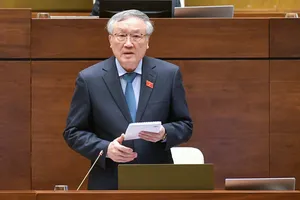 Chánh án Nguyễn Hòa Bình: 'Phá siêu thị, đập vỡ cửa kính xe là phạm tội nhưng các cháu xin lỗi, bồi thường là xong'