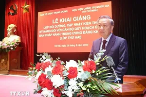 50 cán bộ quy hoạch Ủy viên Trung ương Đảng khóa XIV dự lớp bồi dưỡng, cập nhật kiến thức