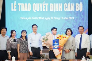 Nhân sự tuần qua: Điều động, bổ nhiệm nhiều vị trí quan trọng ở TP.HCM cùng các địa phương