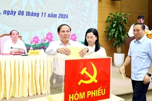 Ông Trần Huy Tuấn được bầu làm Bí thư Tỉnh ủy Yên Bái