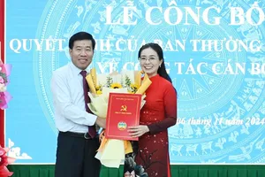 Nhân sự tuần qua: Điều động, bổ nhiệm cán bộ chủ chốt nhiều địa phương