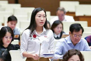 Đại biểu đề nghị điều chỉnh lại diện tích và thời lượng quảng cáo