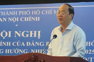 Phó Bí thư thường trực Thành ủy TP.HCM Nguyễn Hồ Hải phát biểu tại hội nghị. Ảnh: THANH THÙY