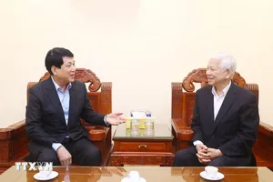 Chủ tịch nước Lương Cường chúc tết nguyên Chủ tịch nước Nguyễn Minh Triết và Trương Tấn Sang