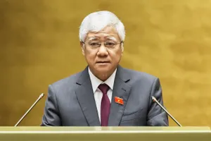 Sữa giả, thuốc giả, quảng cáo sai sự thật 'tung hoành' trên không gian mạng