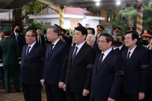 Lãnh đạo Đảng, Nhà nước ghi sổ tang tiễn biệt nguyên Chủ tịch nước Trần Đức Lương