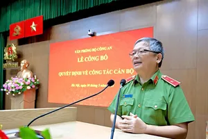 Thiếu tướng Hoàng Anh Tuyên được điều động sang Ban Nghiên cứu chuyên đề